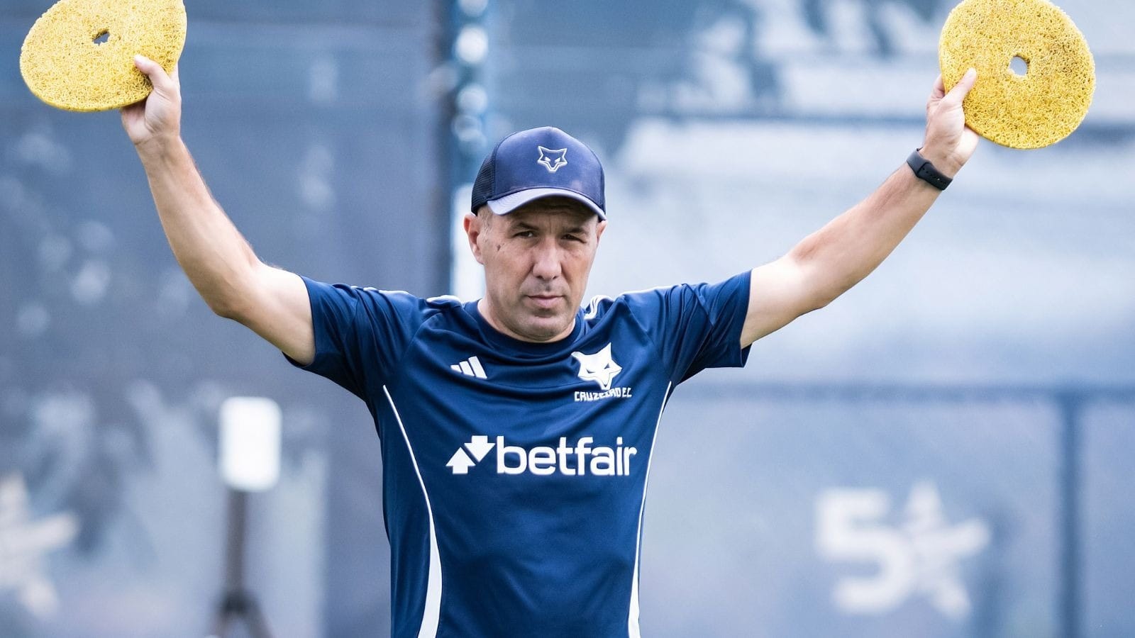 Jardim não garante permanência no Cruzeiro em 2026 e foca na Copa do Brasil