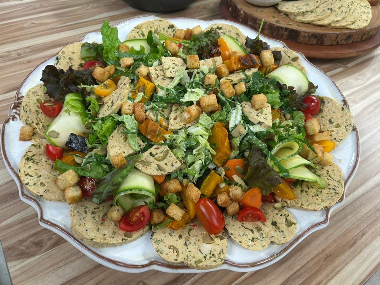 Salada com frago marmorizado do chef Bruno Hashimoto | Band Receitas