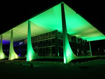 Mônica Bergamo: Senado acelera novas regras para impeachment no STF