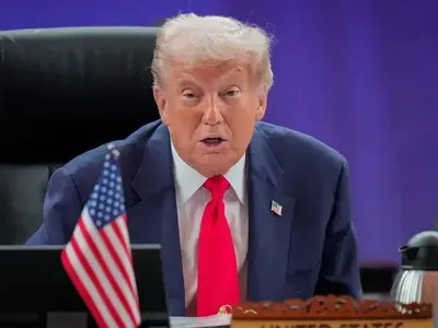 Trump gera tensão ao fechar espaço aéreo da Venezuela e recuar após suspeita de ataque