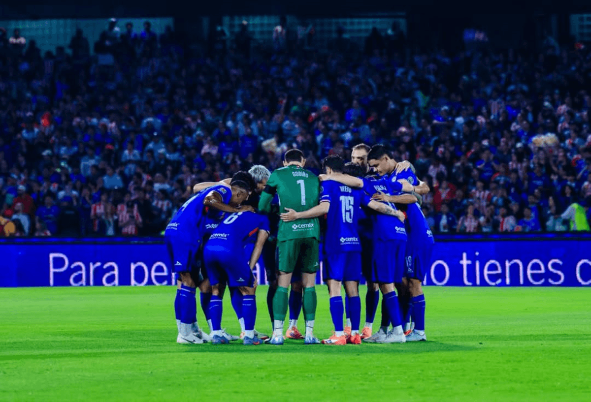 Cruz Azul tem jogadores de seleções, "novo Messi" e desvantagens contra Fla