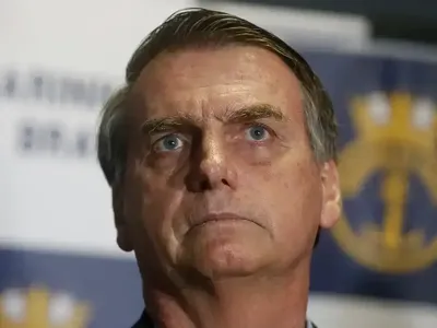 Defesa de Bolsonaro pede visitas médicas e nova tentativa de prisão domiciliar