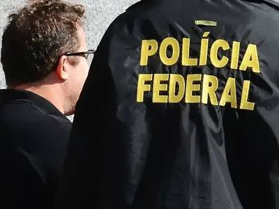 PF realiza operação para reprimir ataques cibernéticos contra parlamentares federais