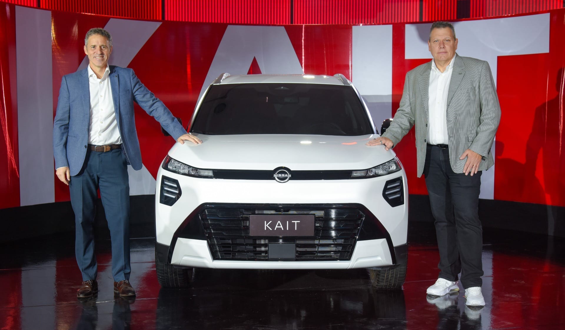 Executivos destacam a nova identidade visual do Kait 2027 durante a apresentação