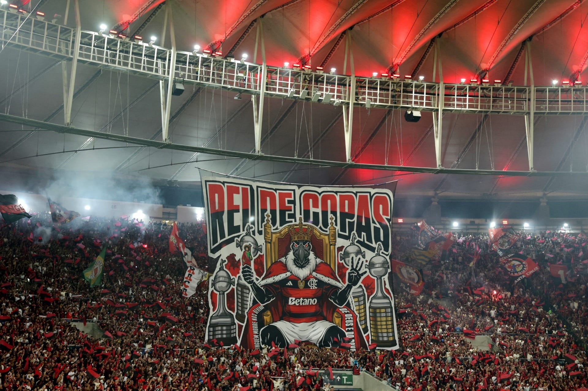 Flamengo foca no Pirâmides, do Egito, na sequência do Intercontinental
