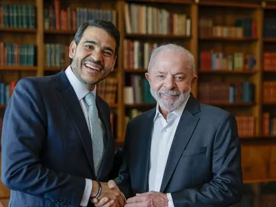 Schneider: rejeição de Jorge Messias ao STF é derrota 'muito clara' a Lula