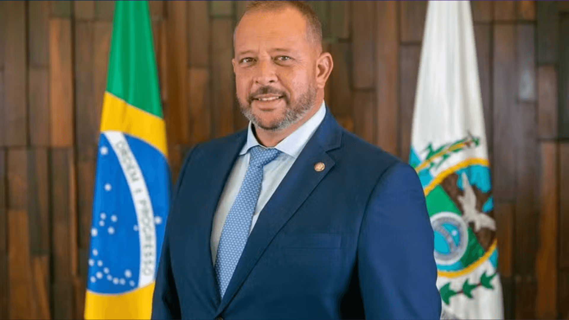 Guilherme Delaroli assume sessão da Alerj após prisão de Rodrigo Bacellar