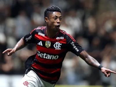 Bruno Henrique, do Flamengo, vira réu por estelionato na Justiça do DF