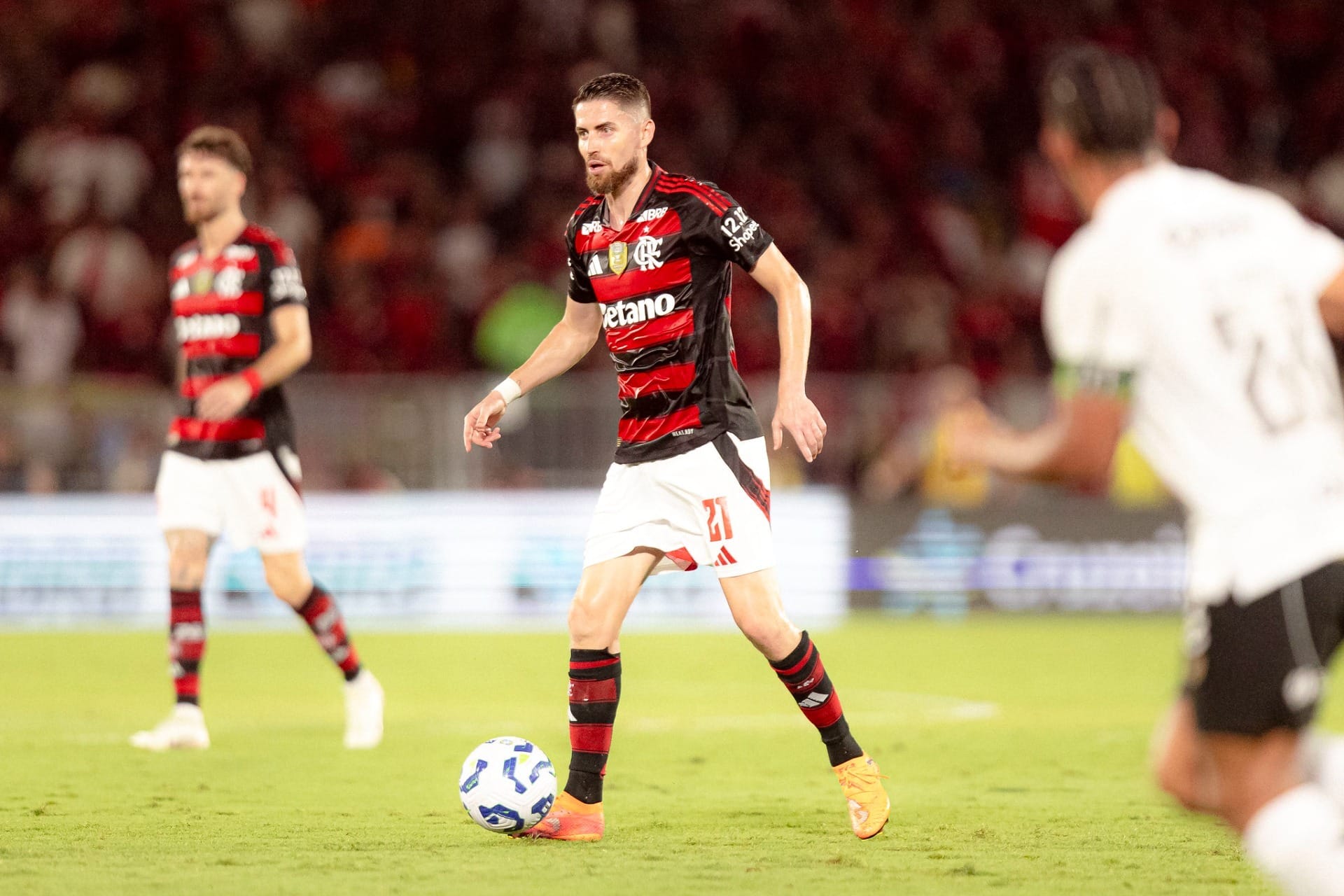 Jorginho destaca "conexão" do grupo para sucesso do Flamengo: "Não tem ego"