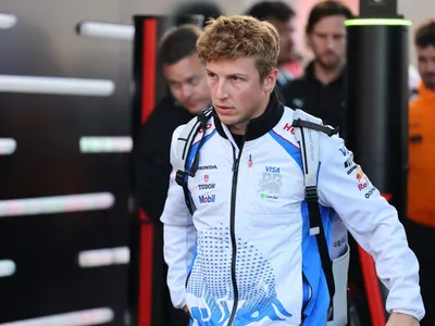 Lawson reflete sobre início turbulento Red Bull: "Acontece por um motivo”