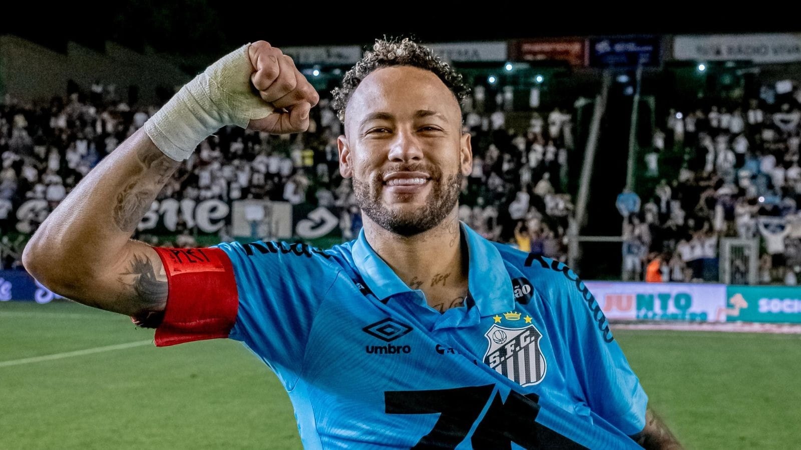 Neymar brilha com gols pelo Santos após voltar de lesão; veja os números
