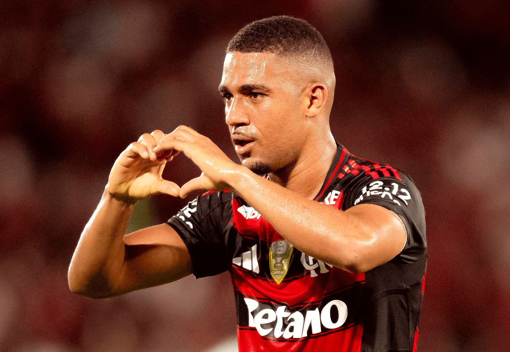 Samu Lino dedica gol do título para "pessoa especial" e comenta sobre vaias