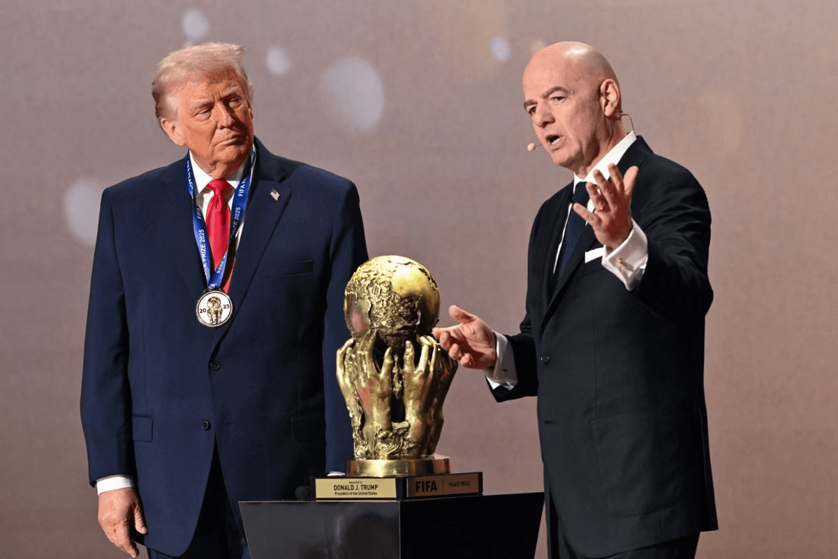 Presidente Trump recebe o primeiro “prêmio da paz” criado pela Fifa