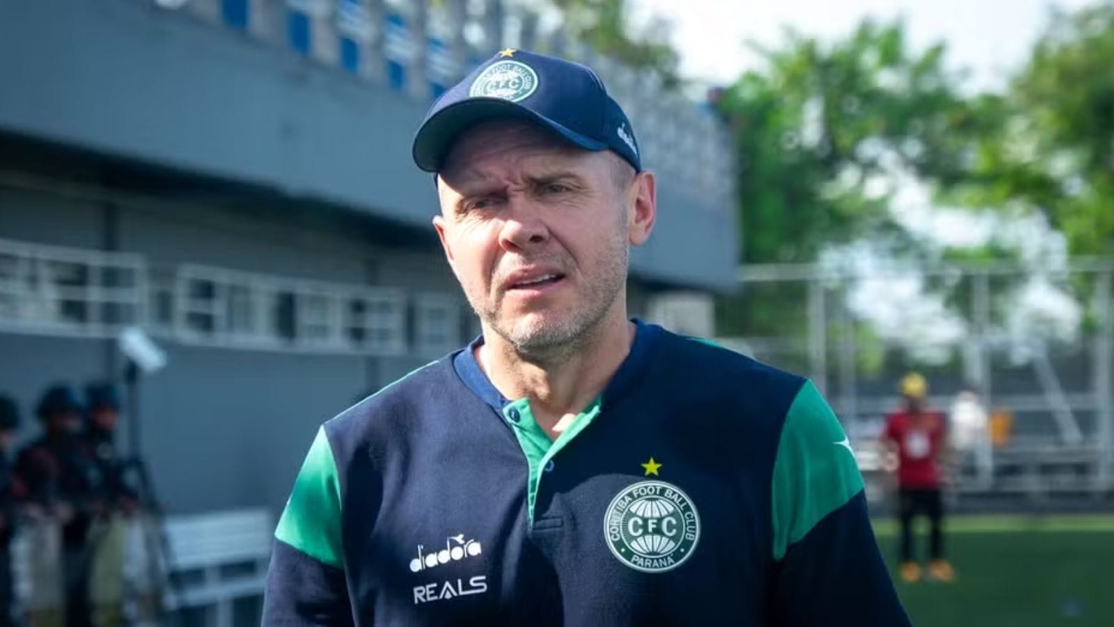 Mozart, ex-Coritiba, é o favorito para assumir o Internacional em 2026
