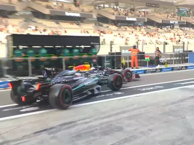 Antonelli bate em Tsunoda na saída dos boxes em Abu Dhabi; veja