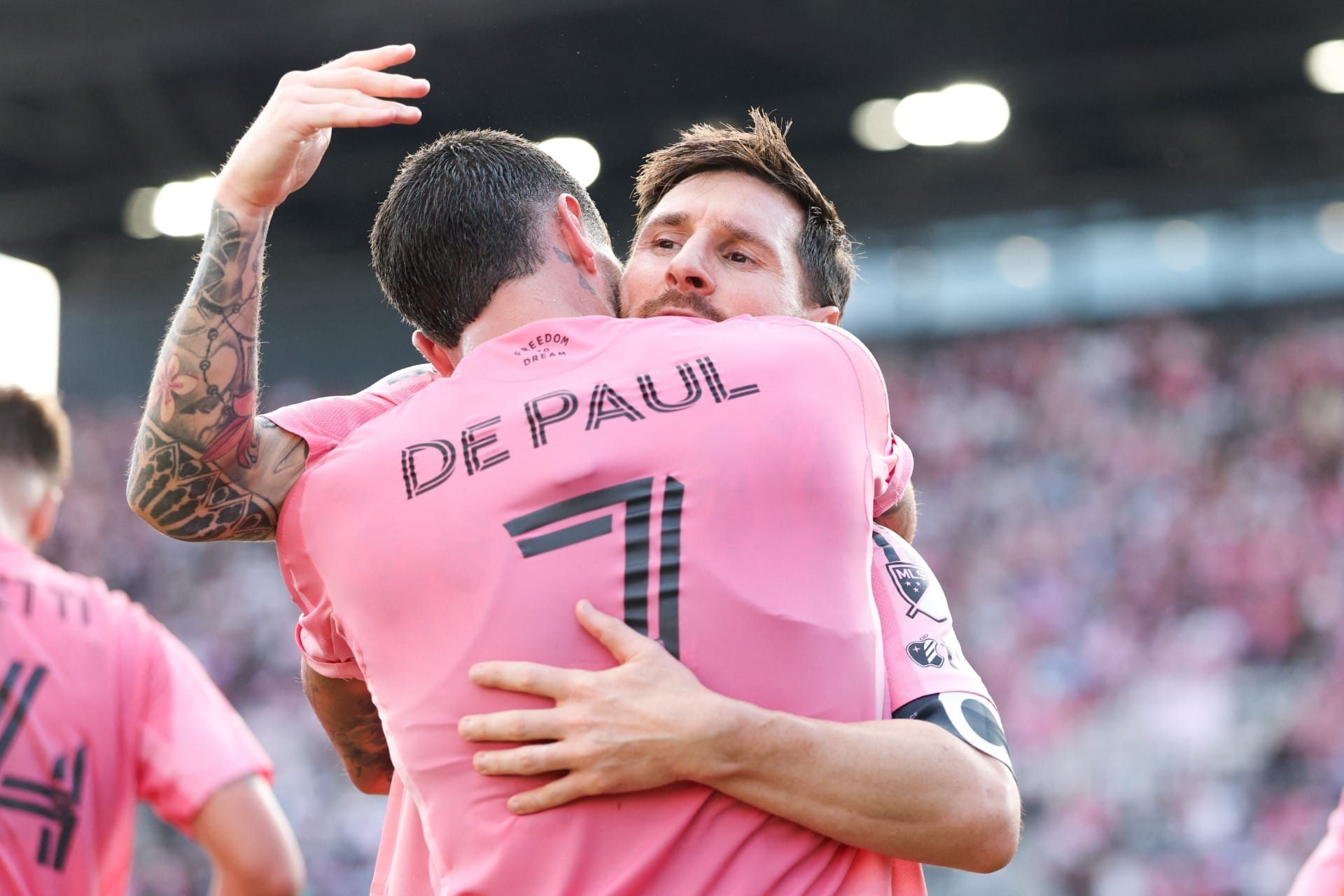 Messi leva a melhor sobre Müller e Inter Miami é campeão inédito da MLS