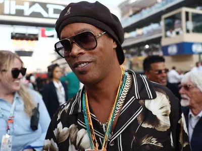 Ronaldinho Gaúcho surpreende e está próximo de comprar time de basquete