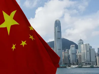 Fundador da Evergrande pega prisão perpétua na China por fraude