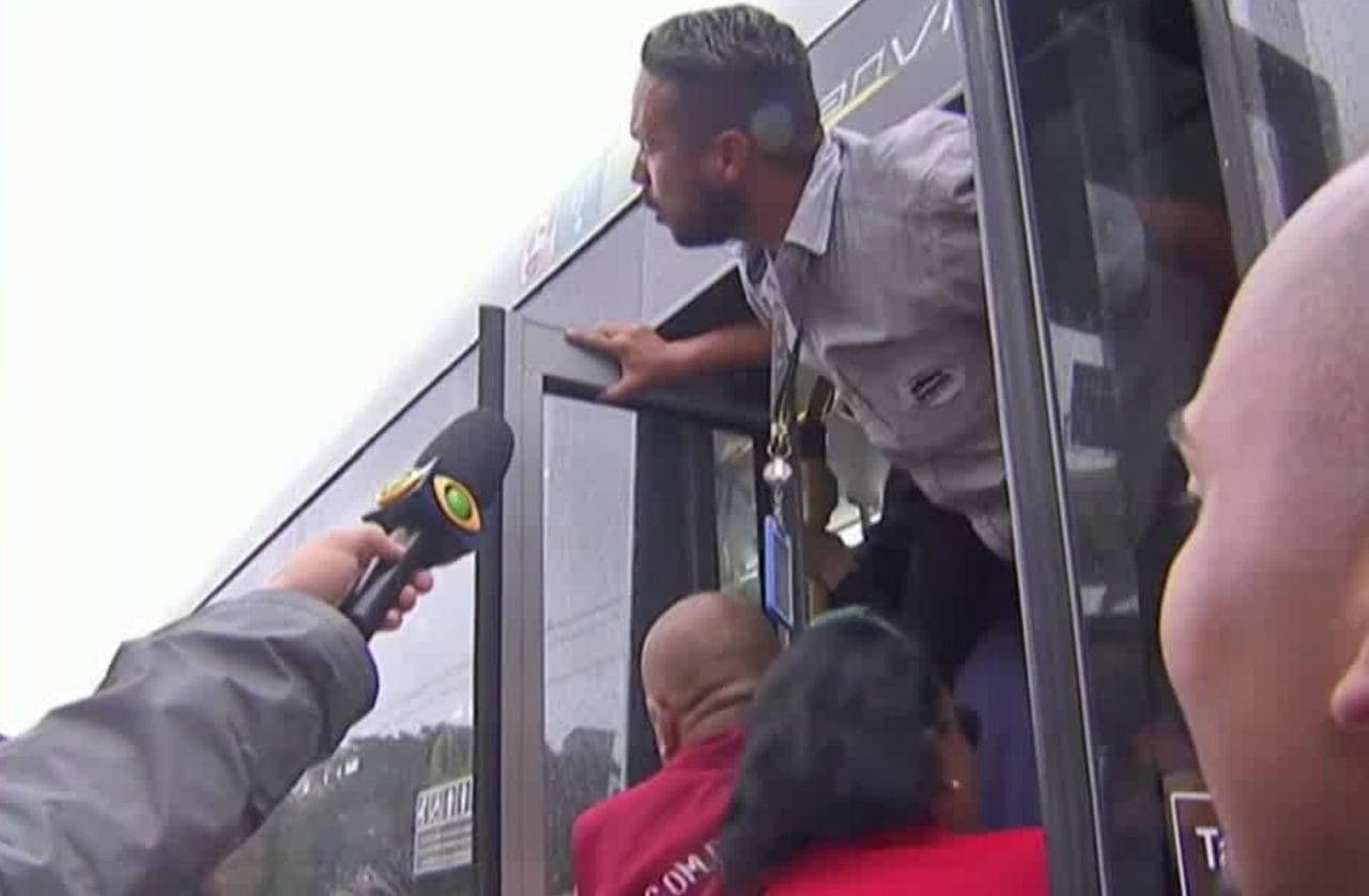 São Paulo vive dia de caos com greve de ônibus, chuva e trânsito