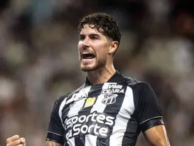 Internacional tenta a contratação de Pedro Raul, do Corinthians