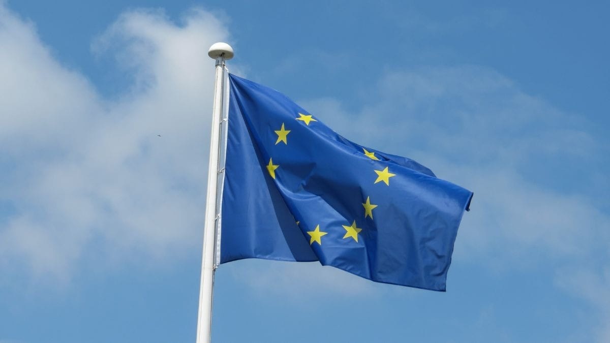 UE fecha acordo para reduzir emissões de gases do efeito estufa em 90% 2 UE fecha acordo para reduzir emissões de gases do efeito estufa em 90% 1