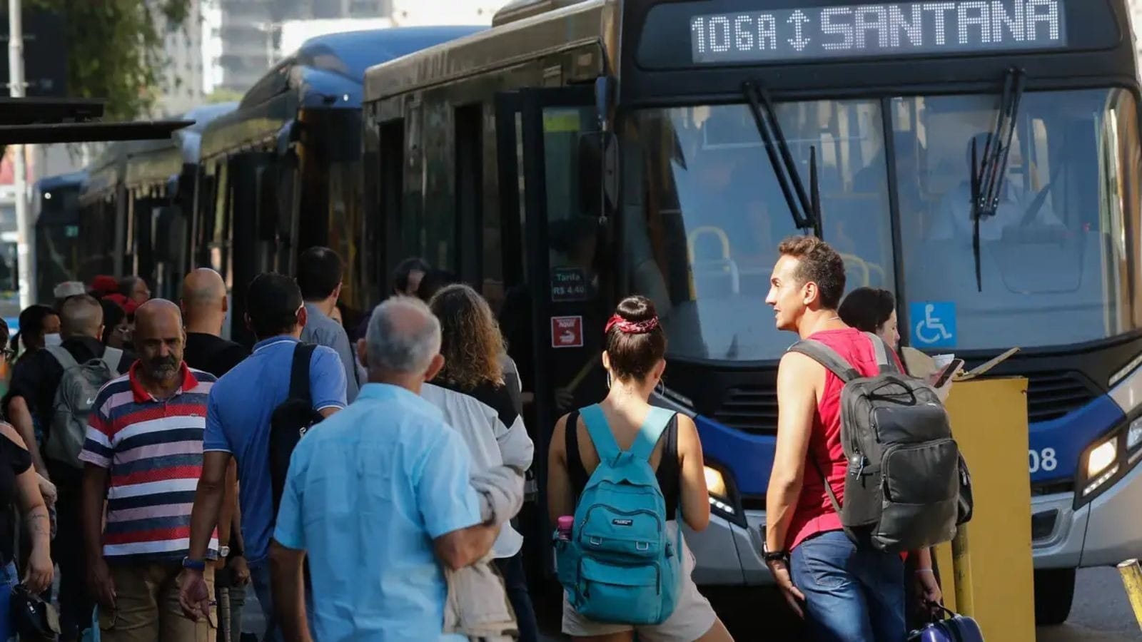 Os ônibus estão de greve hoje? Saiba como está a situação em SP