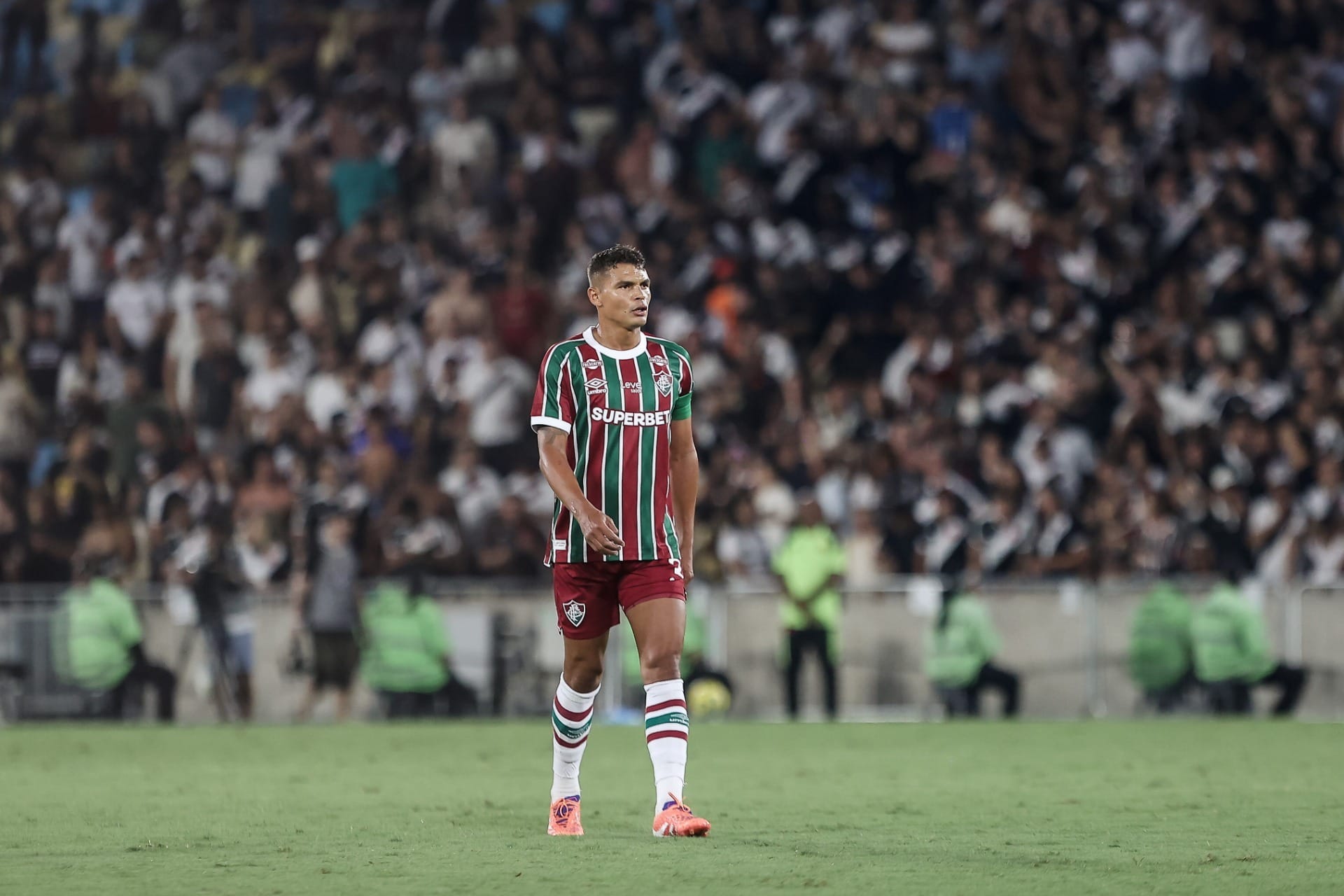 Thiago Silva critica Fluminense após virada do Vasco: "Paramos de jogar"