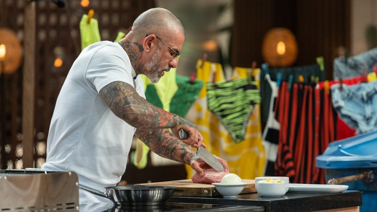MasterChef Celebridades tem churrasco na laje e aula com Fogaça