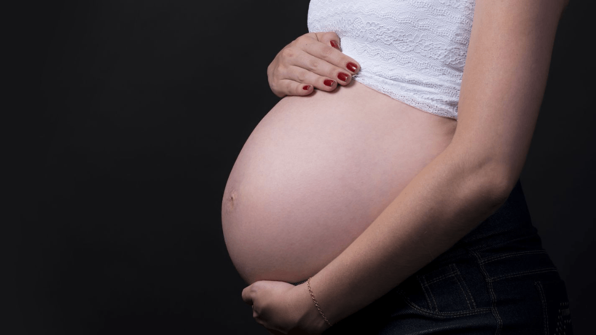 Babymoon: a tendência de viagem para casais relaxarem antes do bebê chegar