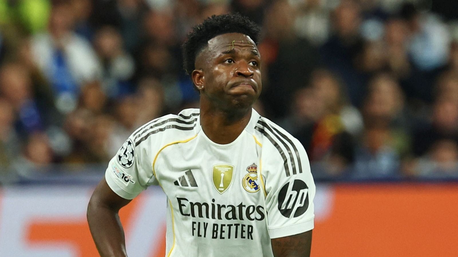 Vini Jr. reconhece temporada ruim do Real Madrid e promete título em 2026