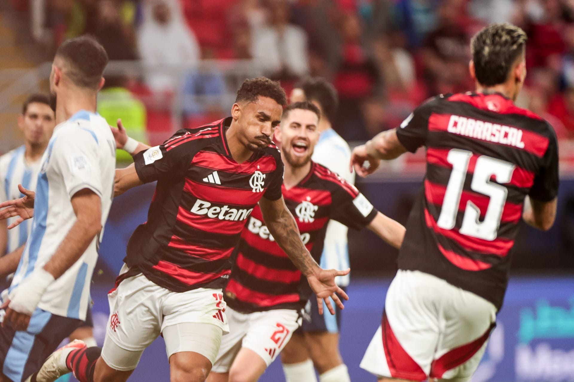 Bola parada do Flamengo vira arma decisiva em 2025; veja os números
