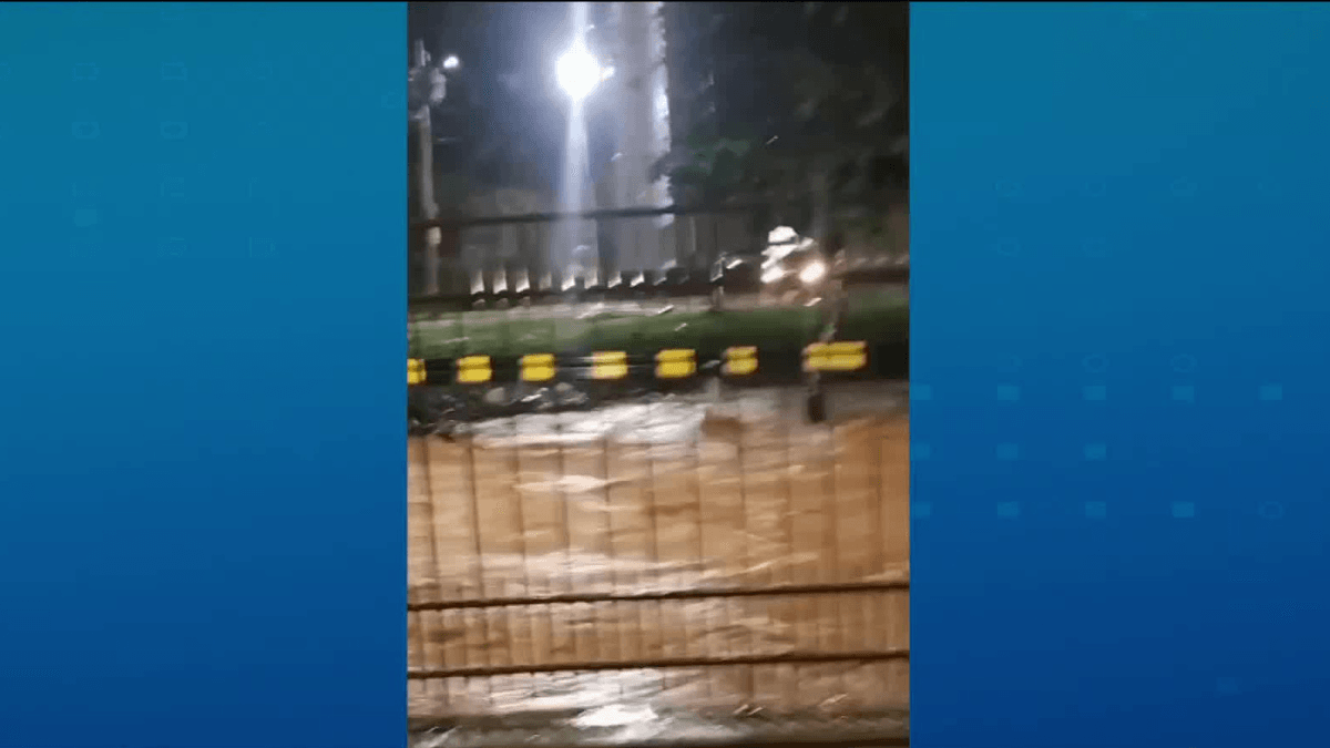 Chuva forte causa alagamentos e estragos em Juiz de Fora (MG) 1