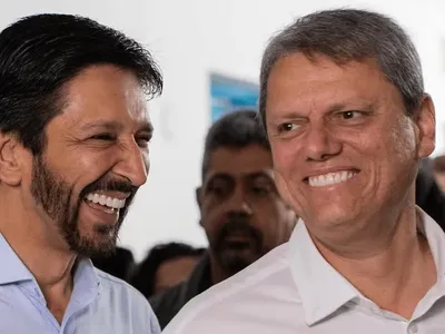 Governador Tarcísio discute reajuste da tarifa de transporte em São Paulo
