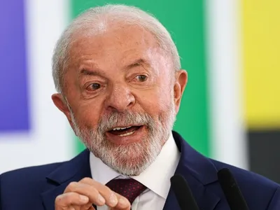 Lula assina indulto de Natal e veta condenados por tentativa de golpe