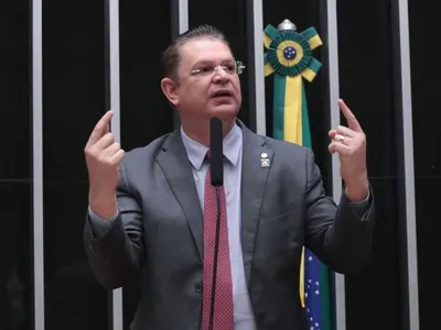 STF estaria acelerando a tramitação da Dosimetria no plenário, diz Sóstenes