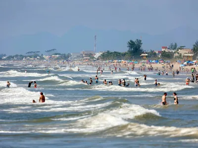 Verão começa neste domingo e deve ser marcado por calor intenso