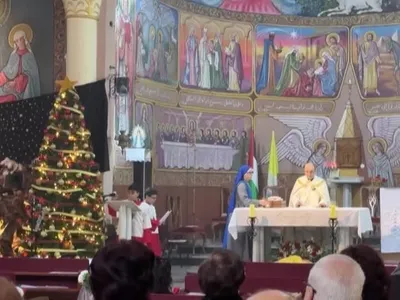 Cristãos em Gaza celebram missa de Natal entre esperança e devastação