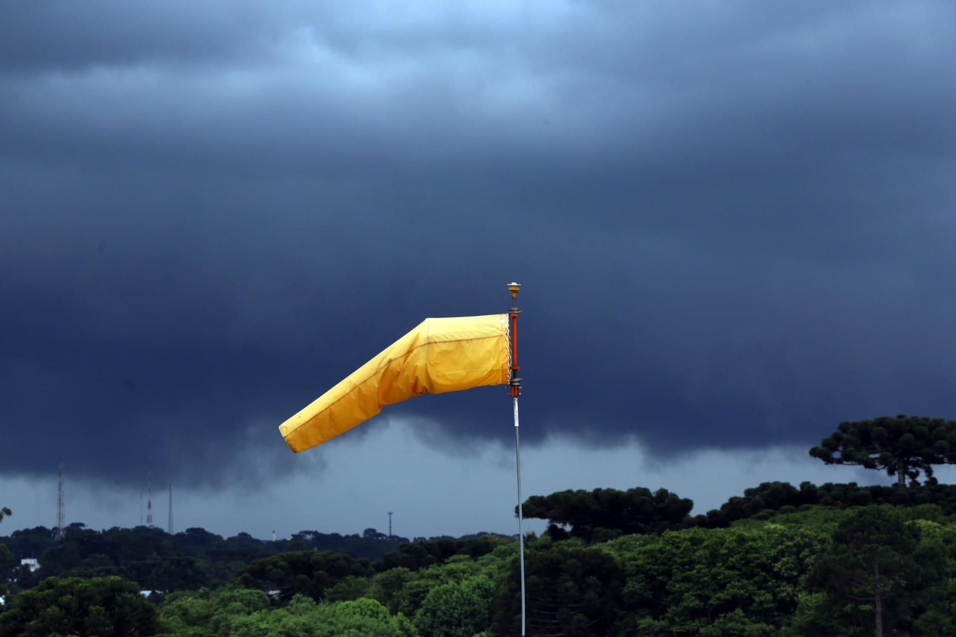 Tornado, ciclone ou furacão? Saiba como diferenciar os fenômenos