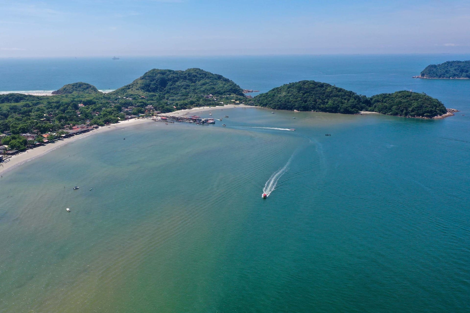 Ilha do Mel: veja como chegar e o que fazer no litoral do Paraná