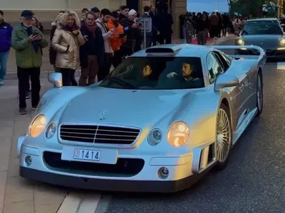 Fernando Alonso é visto por Mônaco com raríssimo Mercedes CLK GTR