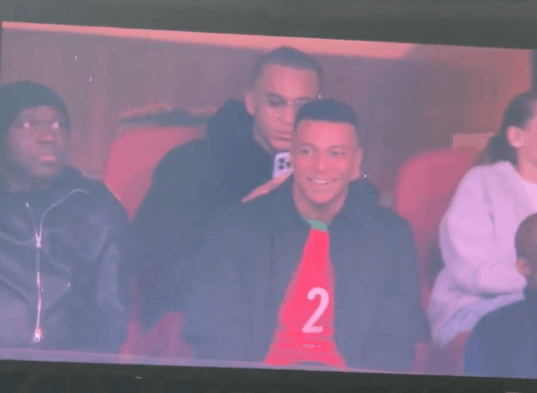 Mbappé vai até Marrocos para ver jogo da Copa Africana