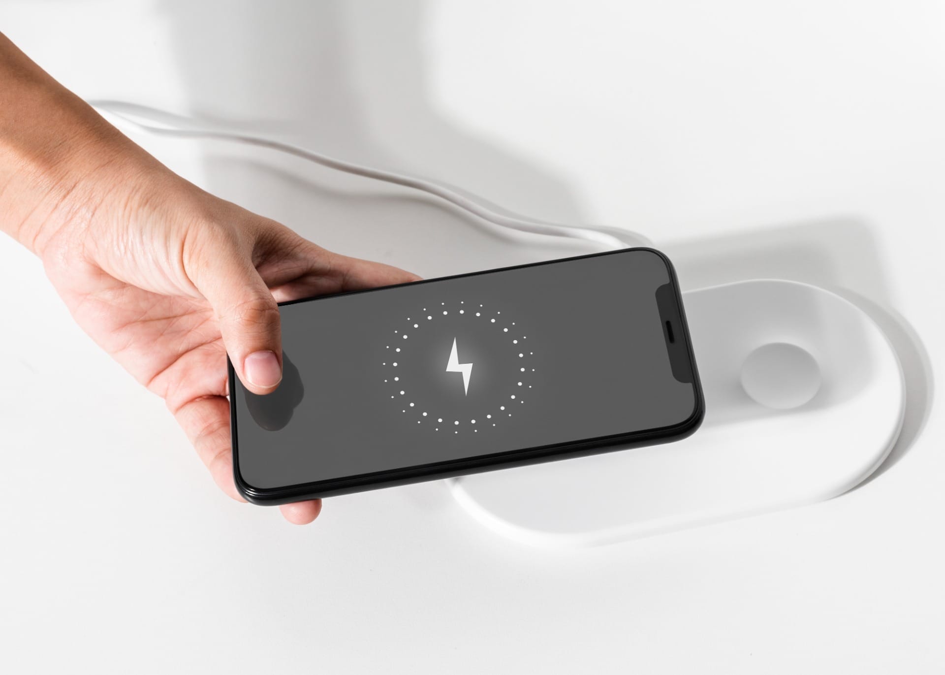 Como economizar a bateria do celular? Veja 4 dicas importantes