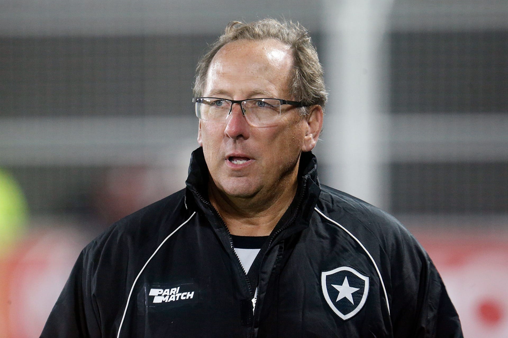 Entenda por que John Textor, dono do Botafogo, foi afastado da Eagle