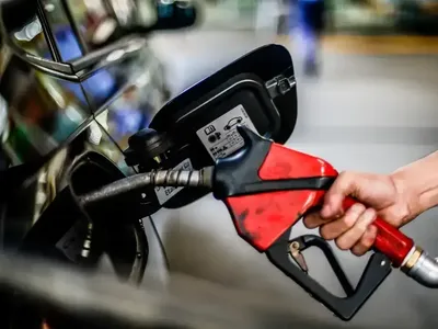 Gasolina e diesel ficam mais caros a partir de hoje com reajuste do ICMS