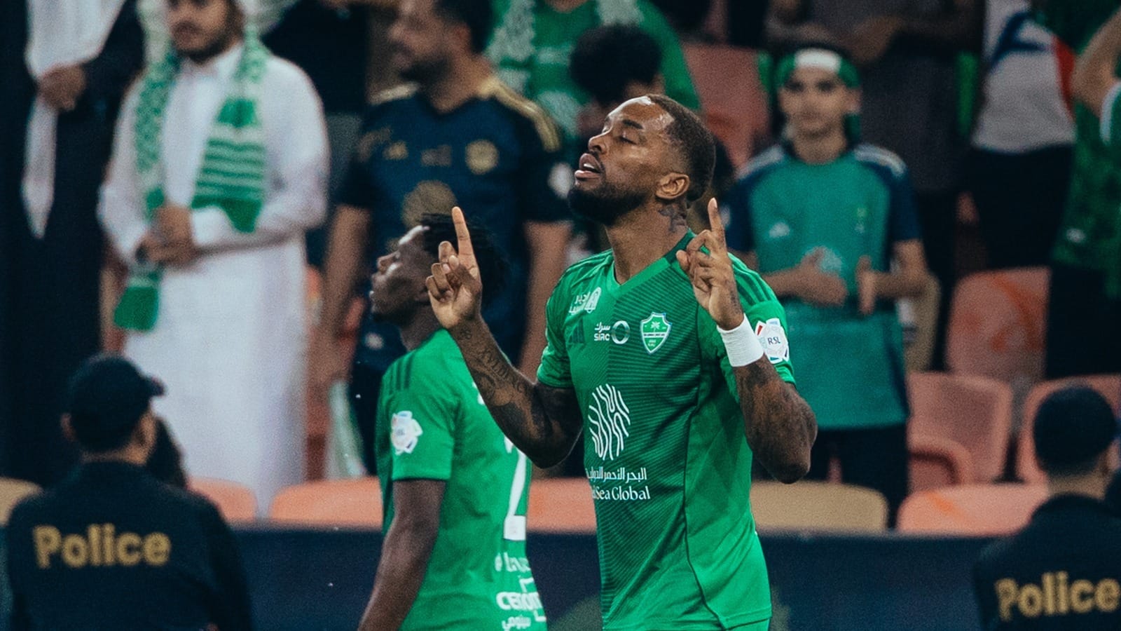 Com show de Ivan Toney, Al-Ahli vence e derruba invencibilidade do Al Nassr