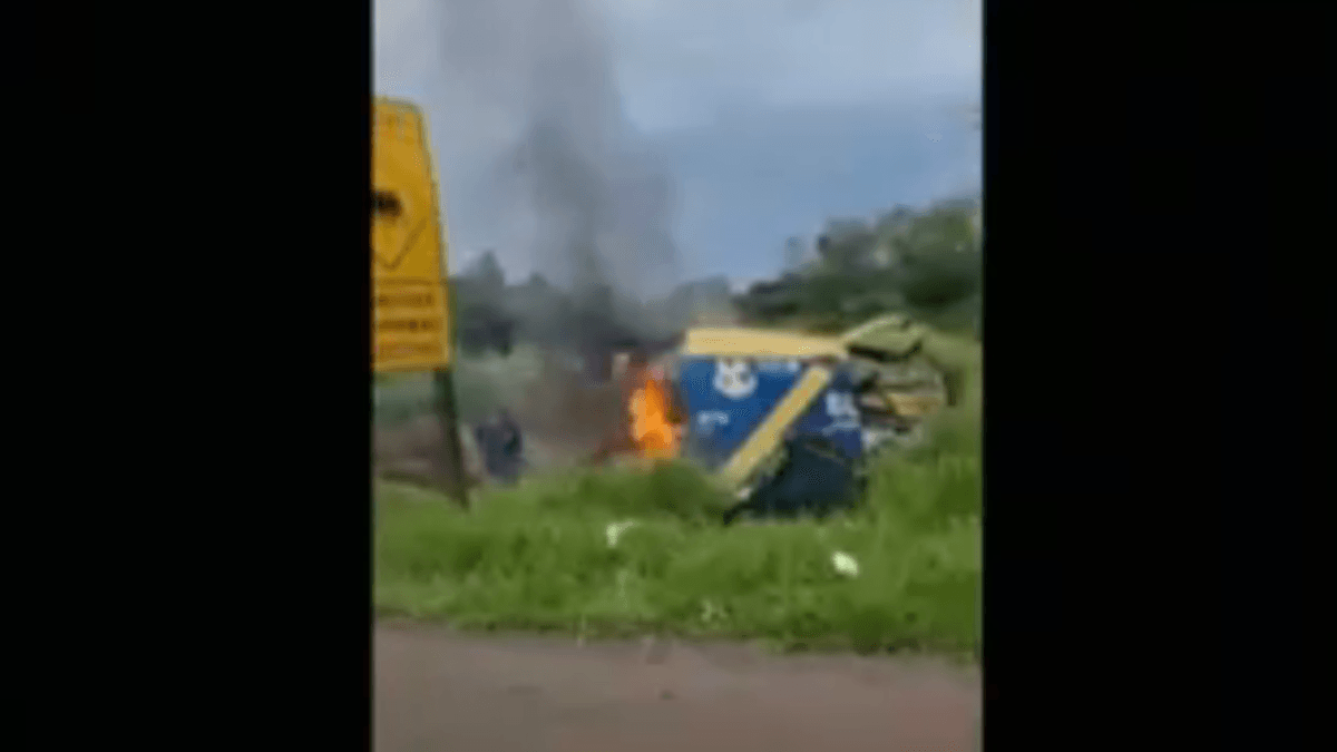 Quadrilha explode Carro-Forte na Rodovia Luiz de Queiroz, no interior de SP