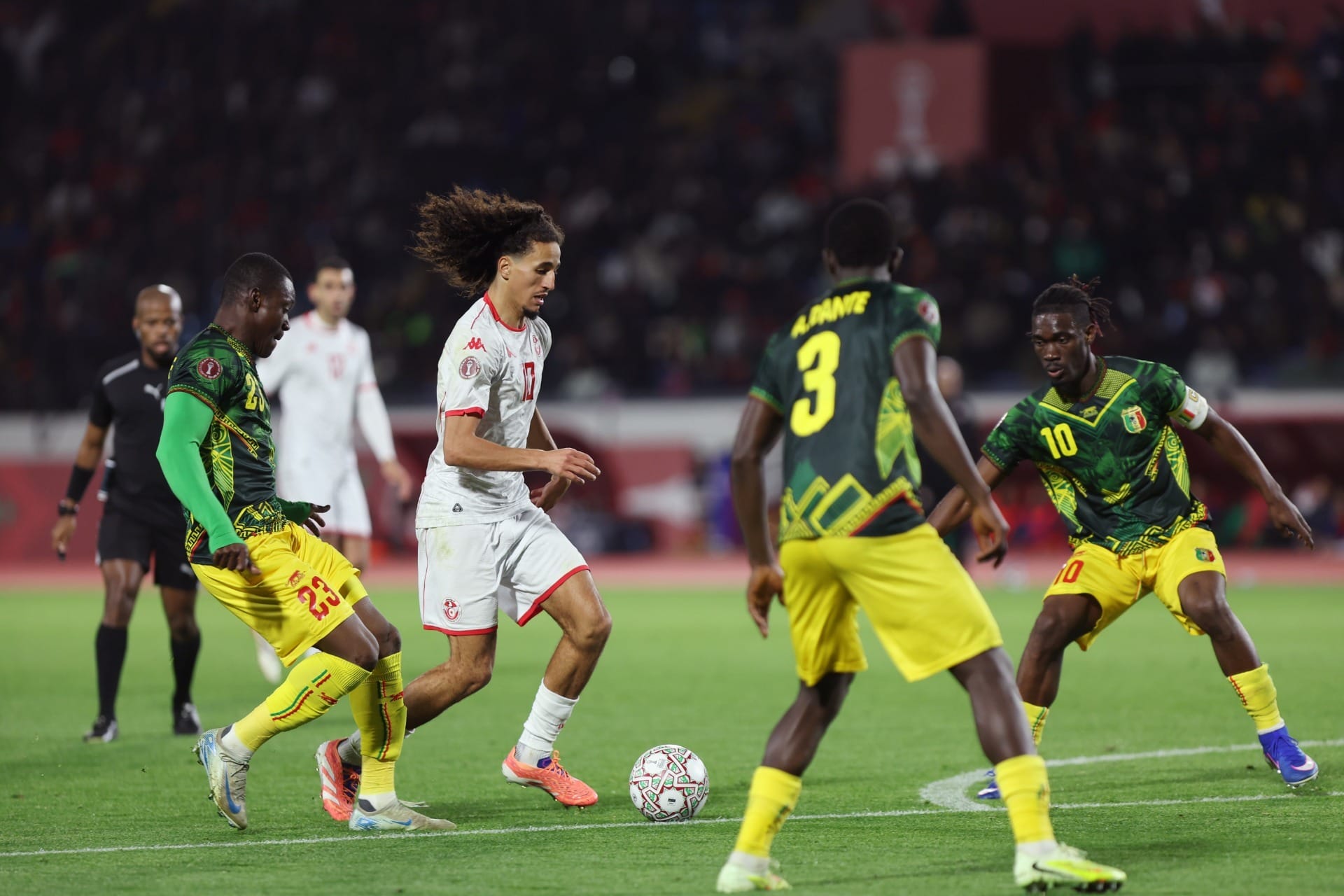 Mali vence Tunísia nos pênaltis e avança às quartas da Copa Africana
