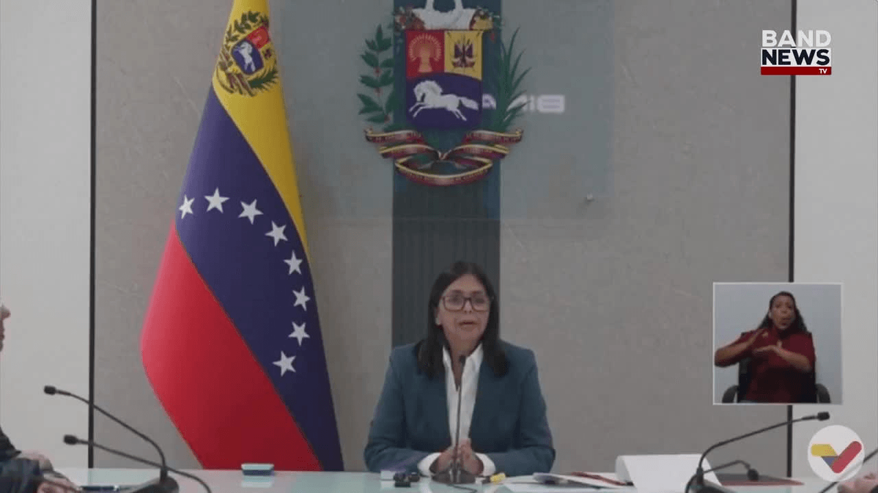 Vice da Venezuela convoca resistência e afirma que país não será colônia