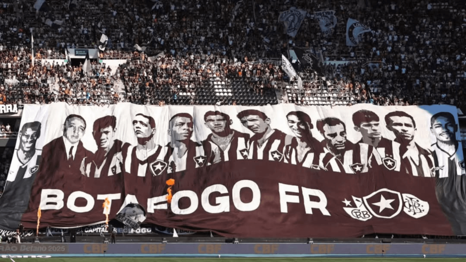 Torcida do Botafogo deve retirar rosto de Marlon Freitas de bandeirão