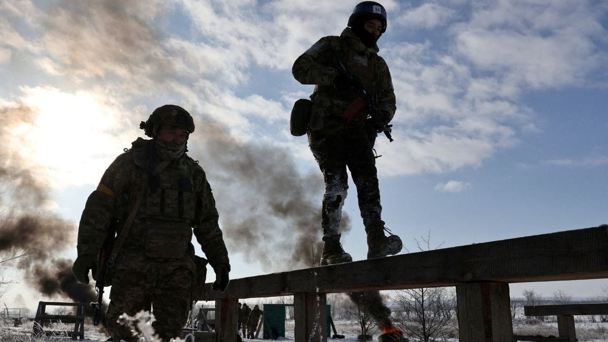 Ataques entre Rússia e Ucrânia deixam mortos às vésperas reuniões sobre paz